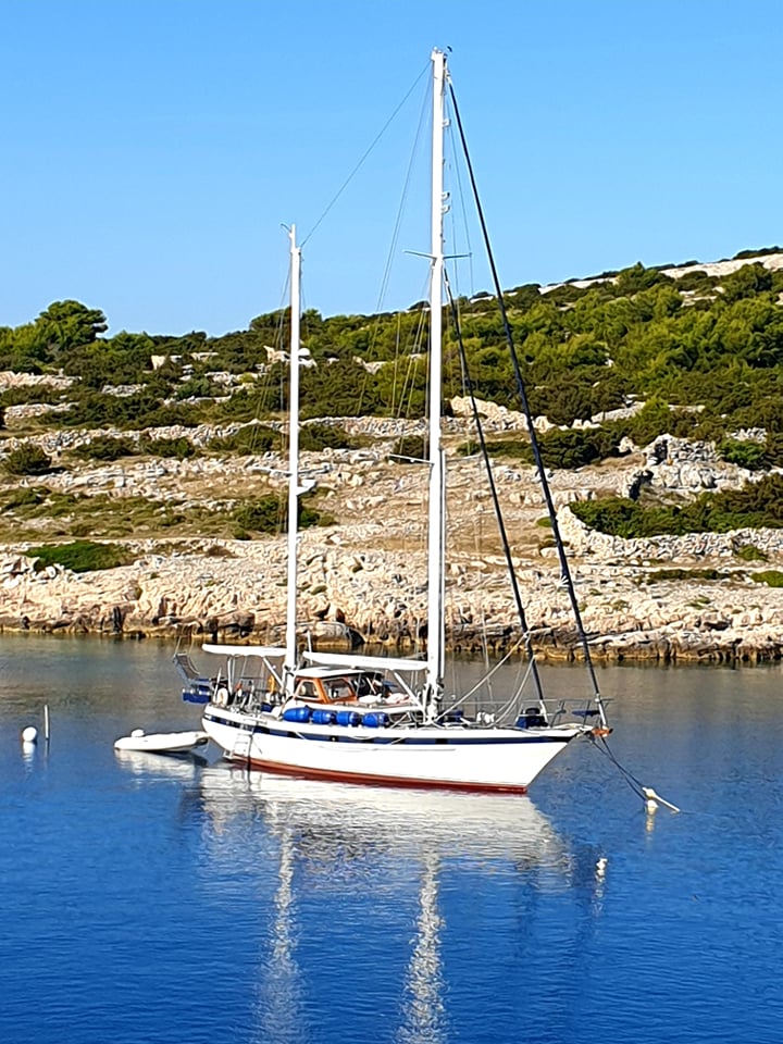 sailboat zuri